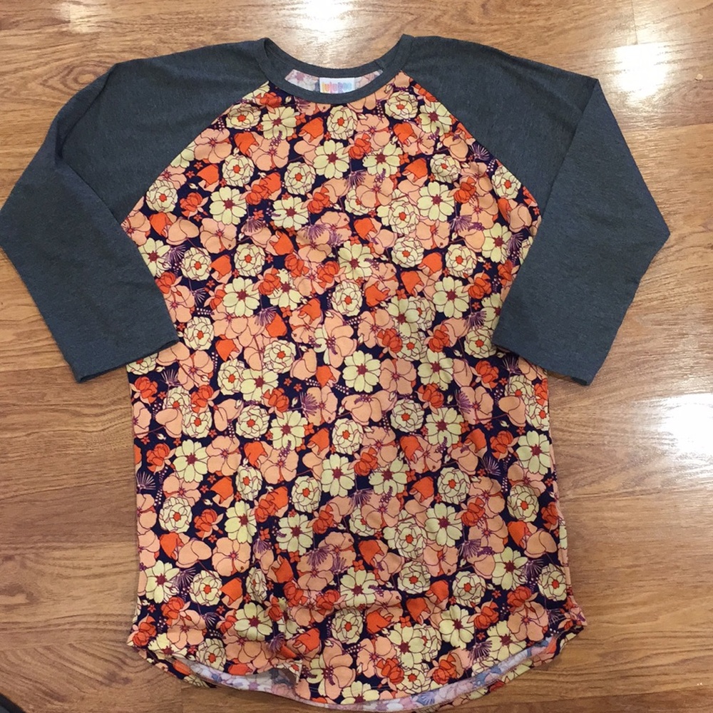 LuLaRoe Randy Tee